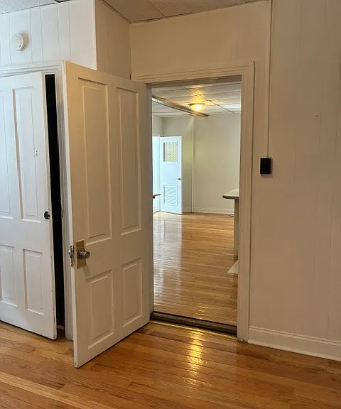 7990 Oxford Ave — Photo 7
