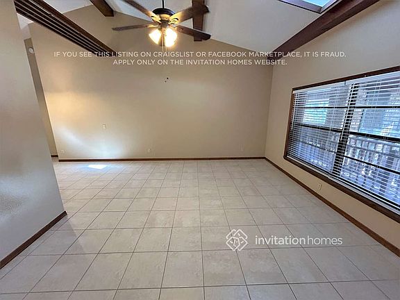 4th image of 3903 Applegate Cir