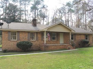 22 Pine Valley Cir, Moultrie, GA 31768