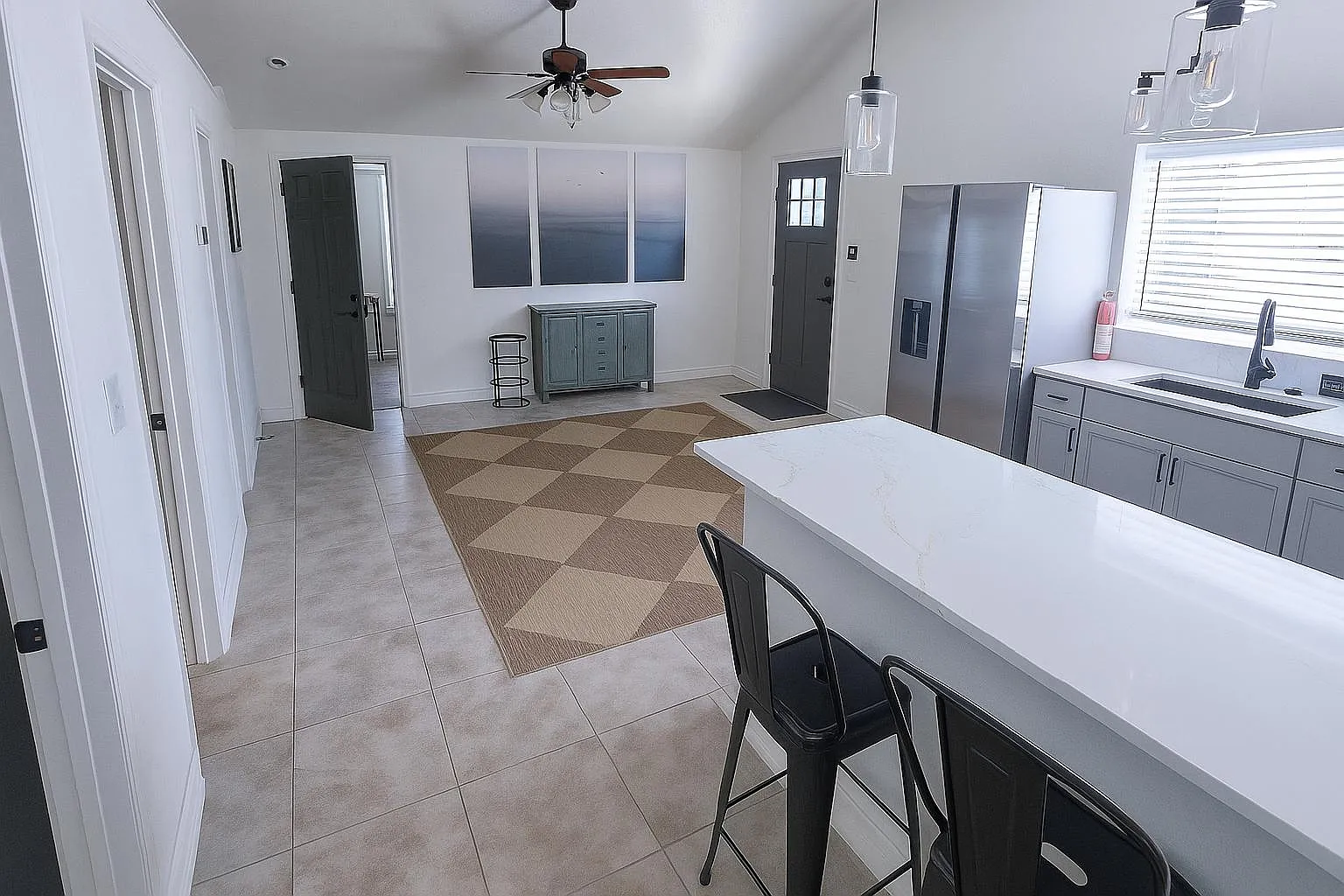 4 bed, 2.0 bath, 1600 sqft, $793 — Photo 3