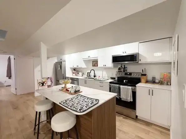 24 Wycliffe Cres #2, Kingston, ON K7K 5Z1