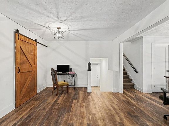 5th image of 221 Rome St