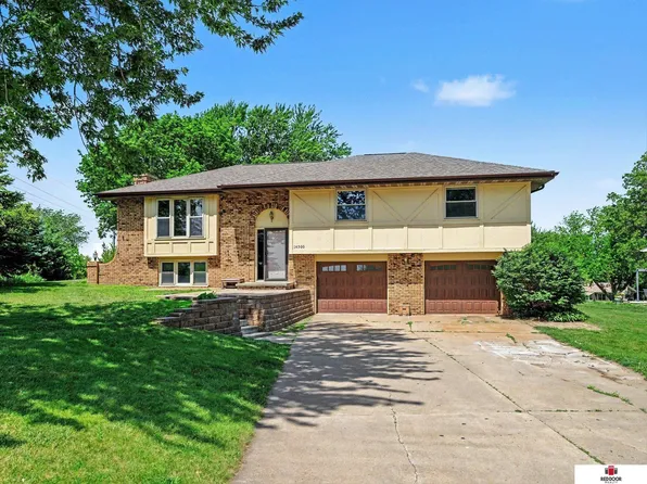14500 Elder Cir, Plattsmouth, NE 68048