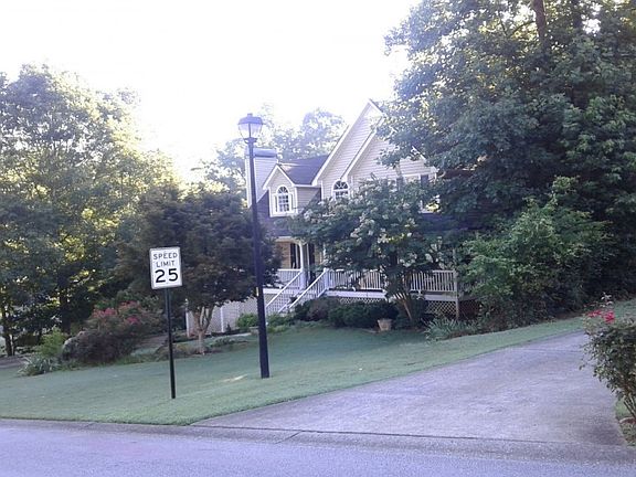 2nd image of 549 Warrenton Dr