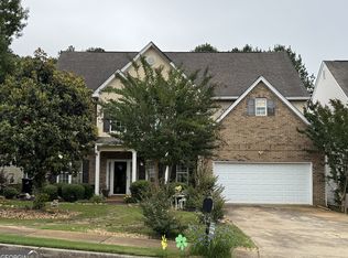 12402 Muir Field Ct, Fayetteville, GA