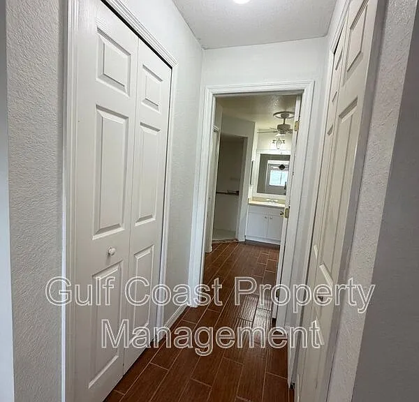 4017 NE 10th Ave — Photo 21