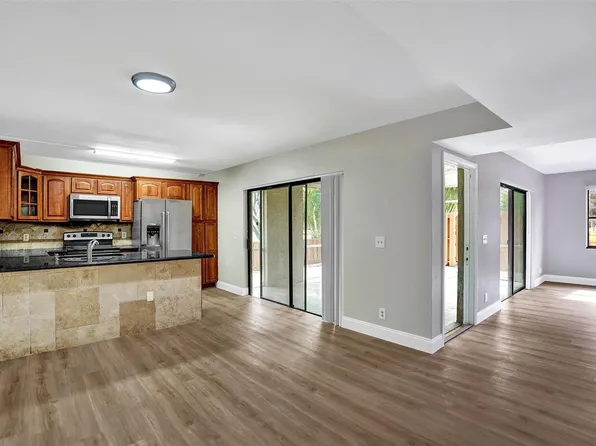 4872 NW 95th Ave, Fort Lauderdale, FL 33351