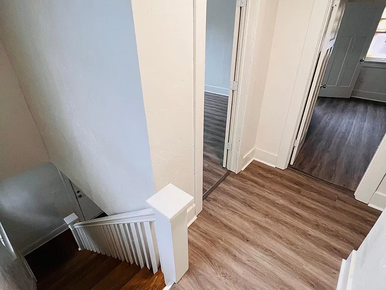 1127 Vernon Dr — Photo 25