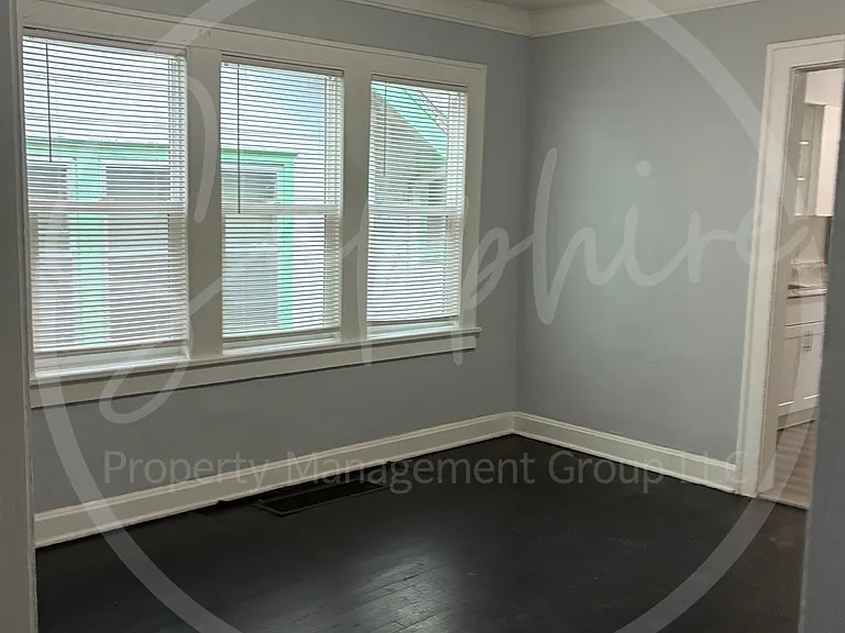 5344 Brooklyn Ave — Photo 8
