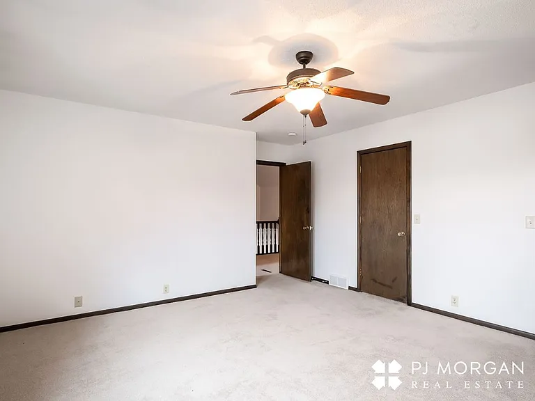 1312 S 118th St — Photo 20