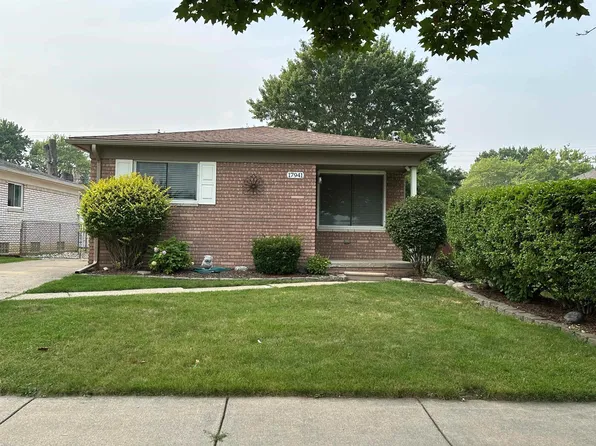 17941 Pasadena St, Roseville, MI 48066