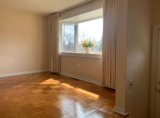 1010 Circle Dr, Halethorpe, MD 21227