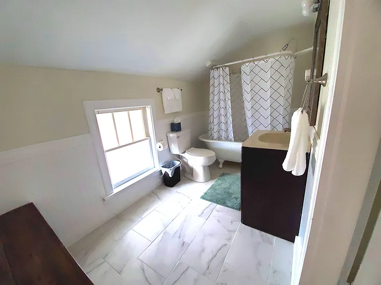 526 Monroe St #3 — Photo 13