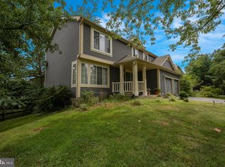 15105 McKnew Rd, Burtonsville, MD 20866