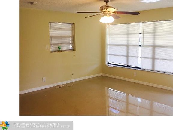 3rd image of 2431 NE 10th Ave