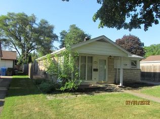866 Walnut Ct, Des Plaines, IL