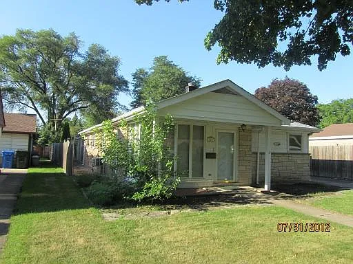 866 Walnut Ct photo 1