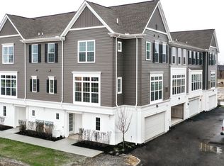 331 Parade St, Cranberry Twp, PA