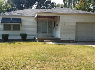 1009 S Prairie Park Rd, Wichita, KS 67218