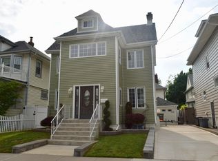30 Dakota Pl, Staten Island, NY 10314