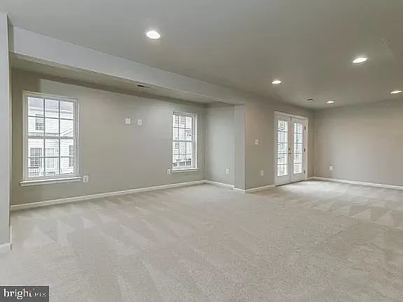 564 Woodruff Ln — Photo 10