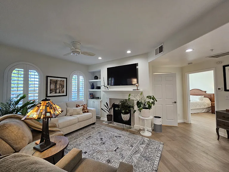 45245 Seeley Dr #18D — Photo 9