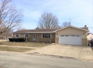 2801 Townway Rd, Danville, IL 61832