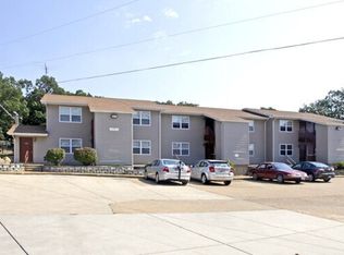 1040 Plaza Ct N #4, Saint Clair, MO 63077