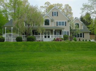 30 Deerfield Ln, Cortlandt Manor, NY 10567