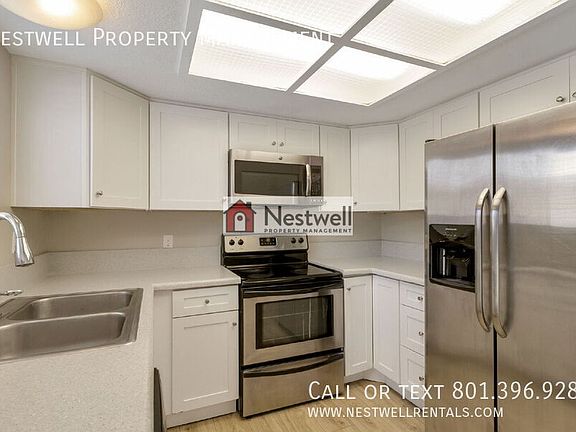 2nd image of 1419 Darling St APT 4