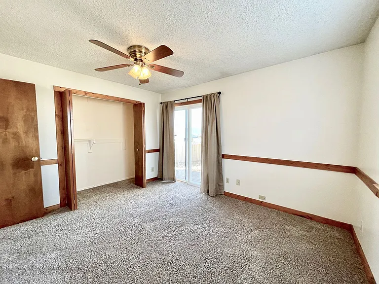 2110 Ambleside Dr — Photo 14