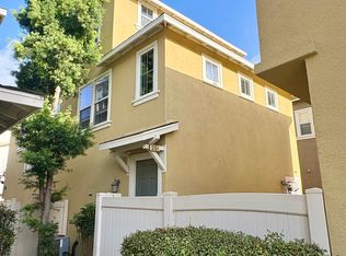 3151 Lisbon Ln, Oxnard, CA 93036