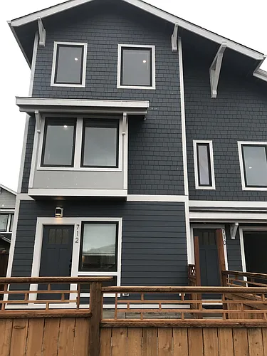 712 NW 1st St #1 Photo 1