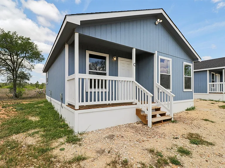 1087 Schubert Ln #C — Photo 2