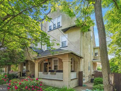 375 Green Ln, Philadelphia, PA, 19128