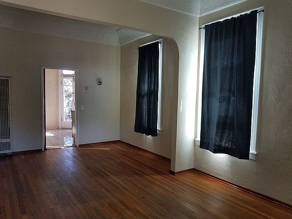 2nd image of 326 San Pascual Ave
