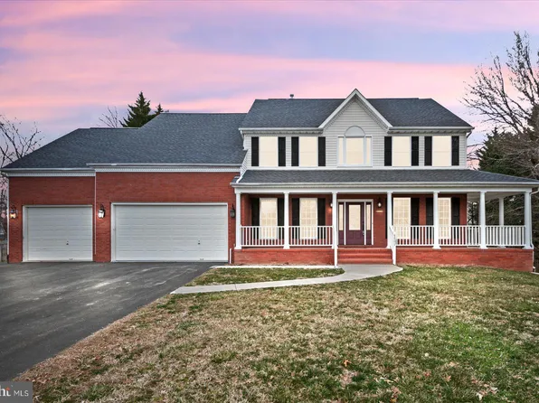 6001 Waterman Dr, Fredericksburg, VA 22407