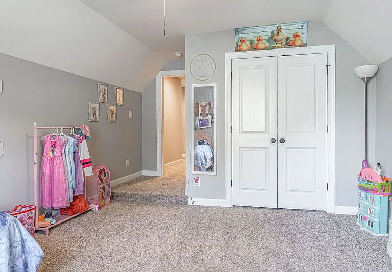 21 Solomon Dr — Photo 23