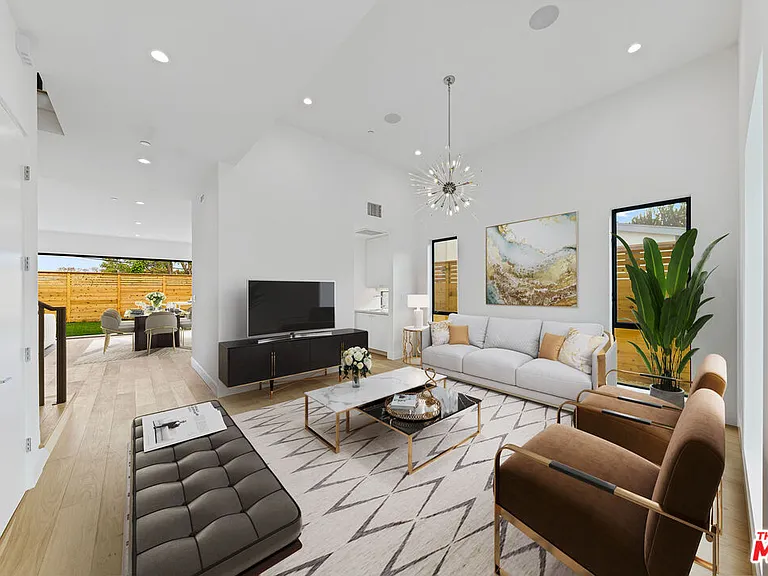 13206 Dewey St — Photo 3
