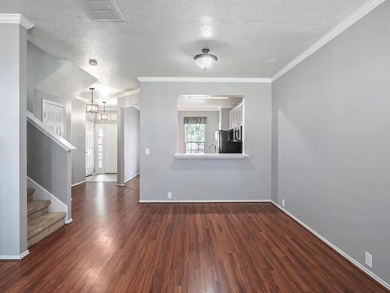 29705 Parliament Hills Dr — Photo 9