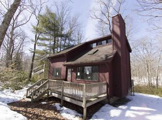 131 Colette Ln, Dingmans Ferry, PA