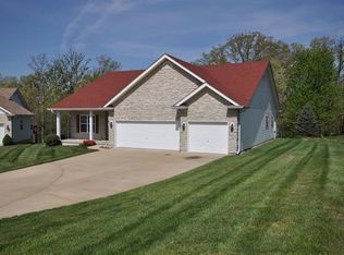 504 Conifer Ct, Wentzville, MO 63385