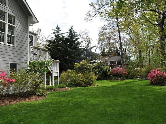 4th image of 9207 Hamilton Dr