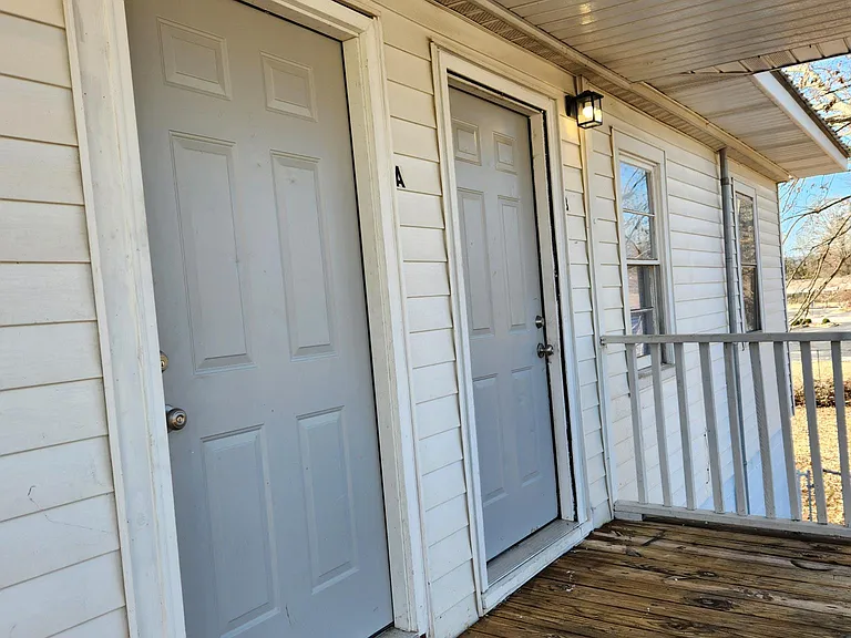 714B S Market St #B — Photo 8