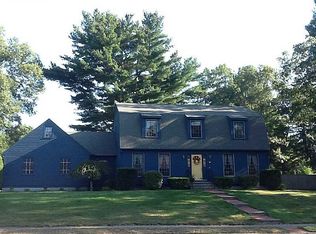 11 Sugar Maple Dr, Coventry, RI 02816