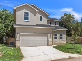 600 Park Cir, Hondo, TX 78861