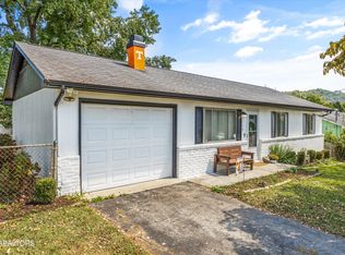 5716 Dodge Rd, Knoxville, TN 37912