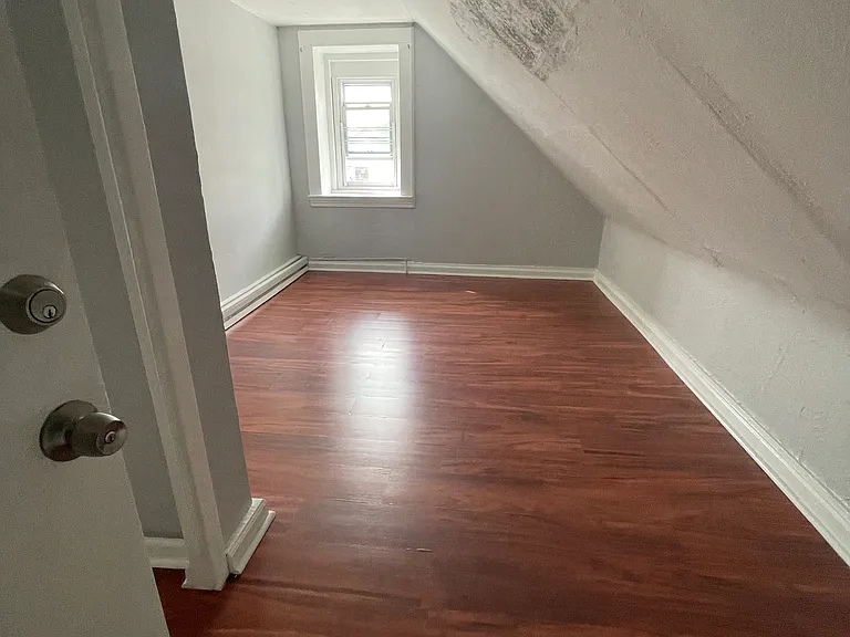 50 Parkhurst St #3L — Photo 2