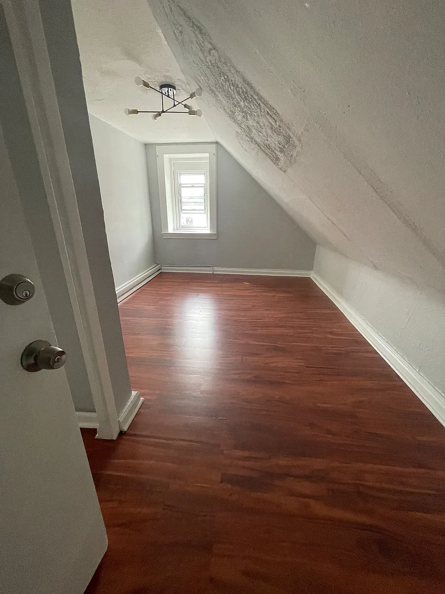 Photo 2 of 5 - 50 Parkhurst St #3L - Newark, NJ Building Photo - 50 Parkhurst St #3L