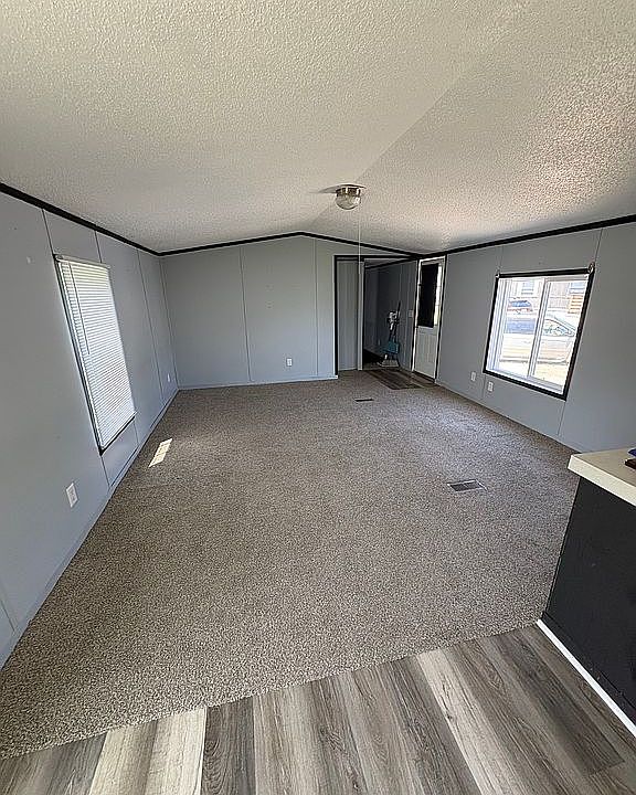 1st image of 4922 Ester Dr